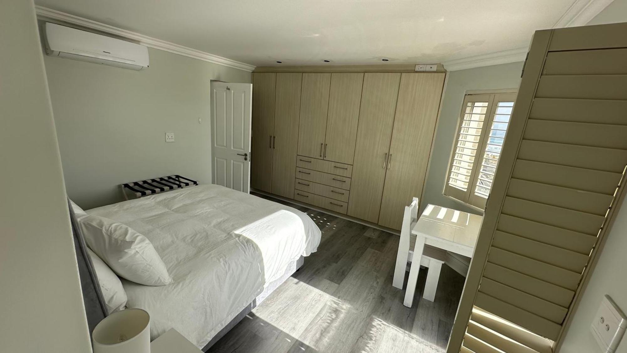 Oceansnest Guest House Bloubergstrand Exterior photo